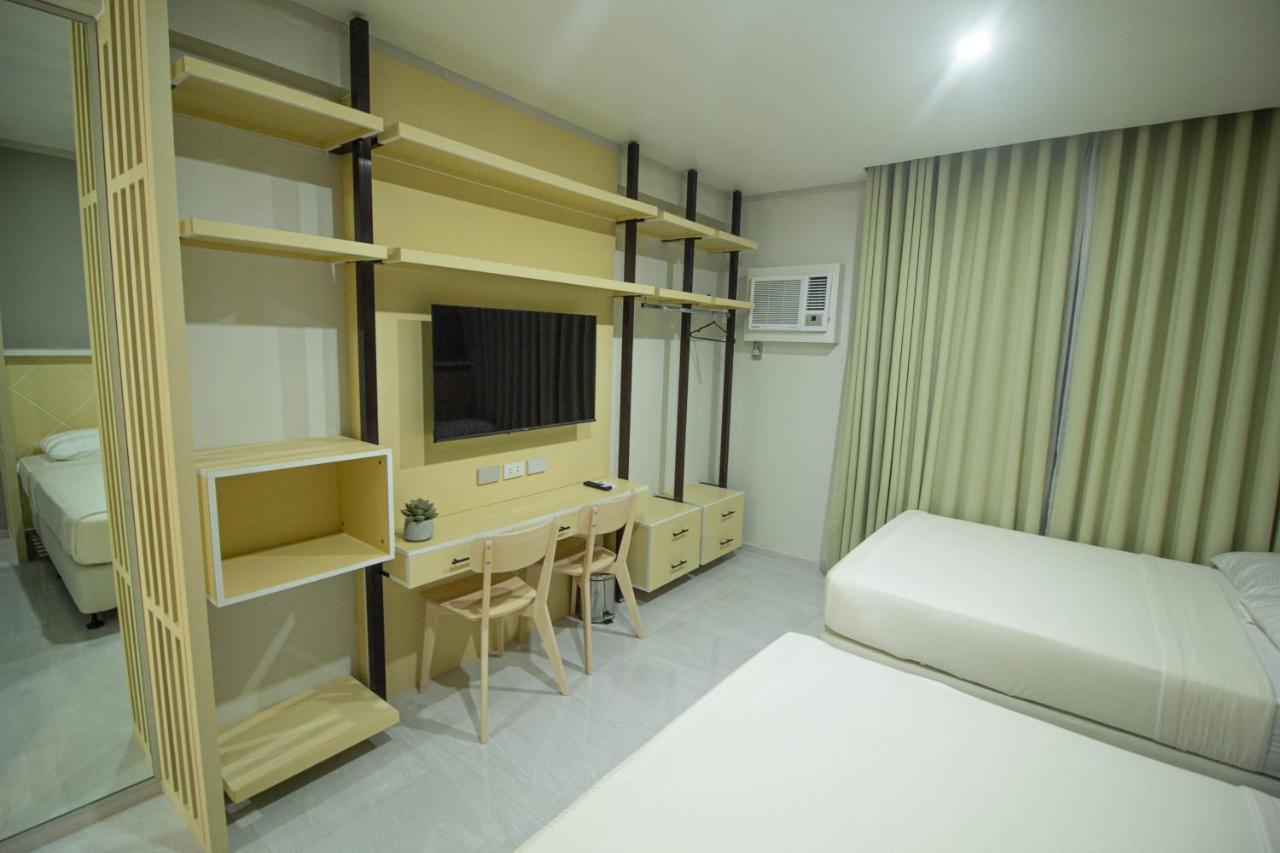 Twin Hearts Residences 1 록사스 시티 외부 사진